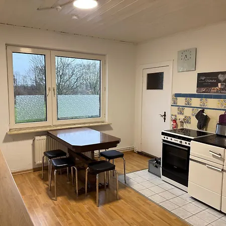 4 ホームステイ *